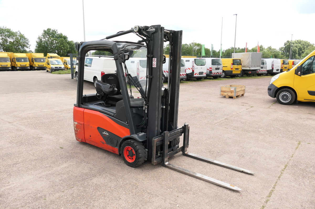 LINDE E16L Elektro TRIPLEX 3-Rad - מלגזה חשמלית: תמונה 3 LINDE E16L Elektro TRIPLEX 3-Rad - מלגזה חשמלית: תמונה 3