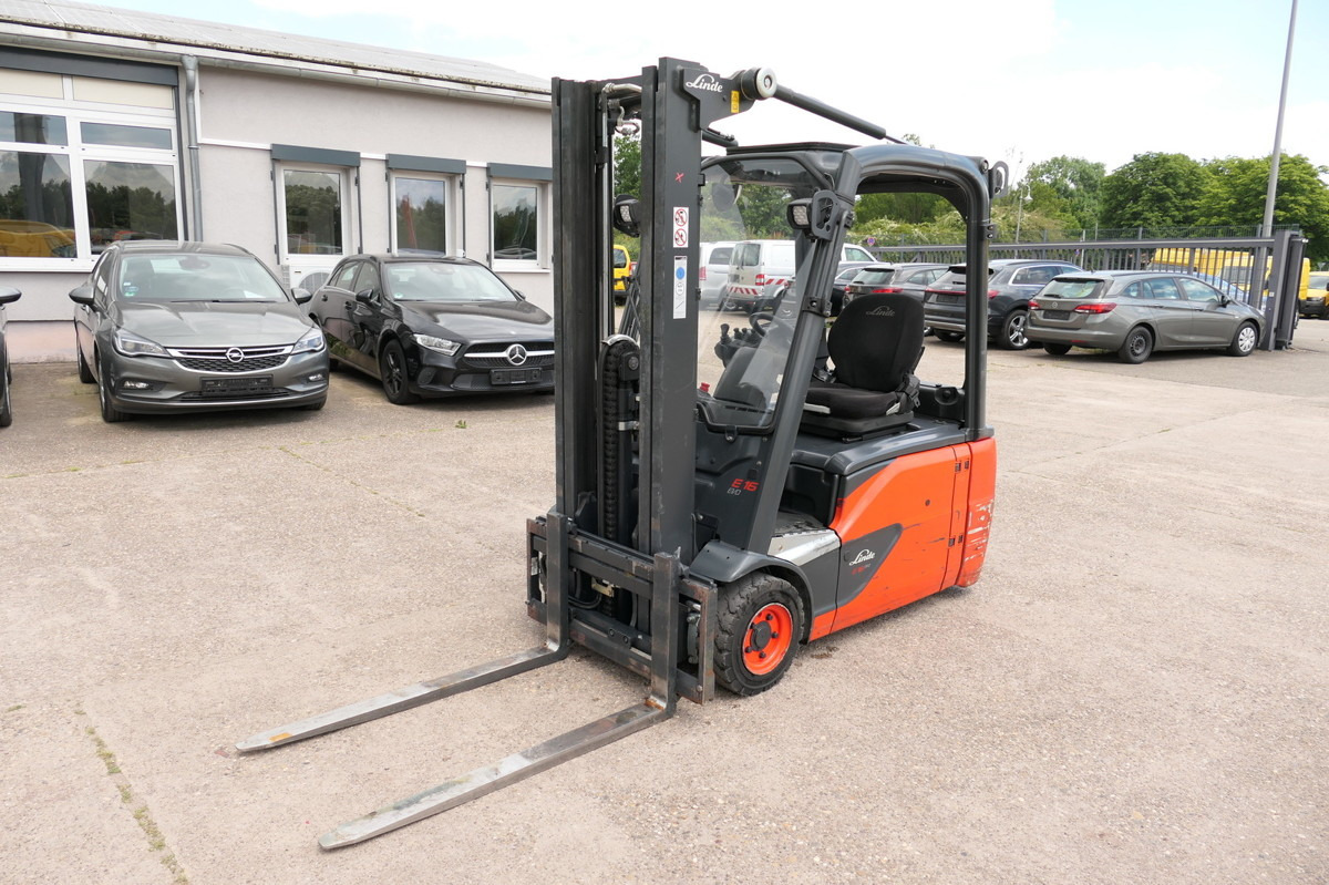 LINDE E16L Elektro TRIPLEX 3-Rad - מלגזה חשמלית: תמונה 2 LINDE E16L Elektro TRIPLEX 3-Rad - מלגזה חשמלית: תמונה 2