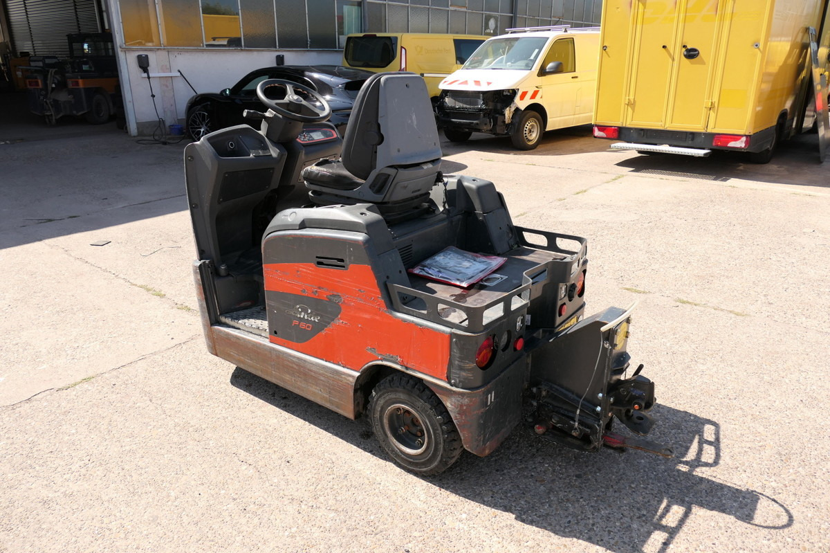 LINDE P 60 Z Schlepper Batterie 16/2019 3-Rad - טרקטור גרירה: תמונה 4 LINDE P 60 Z Schlepper Batterie 16/2019 3-Rad - טרקטור גרירה: תמונה 4