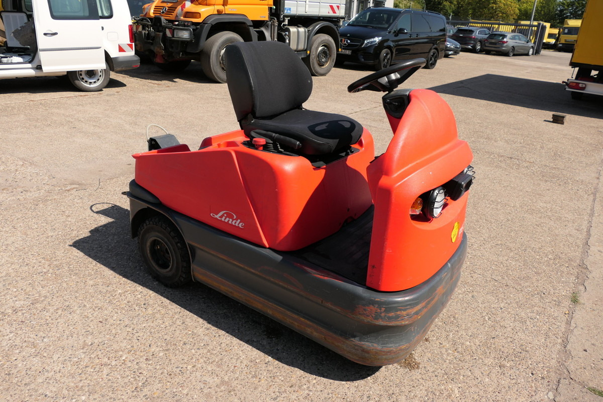 LINDE P 60 Z Schlepper - טרקטור גרירה: תמונה 2 LINDE P 60 Z Schlepper - טרקטור גרירה: תמונה 2