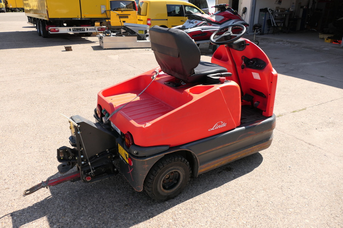 LINDE P 60 Z Schlepper - טרקטור גרירה: תמונה 3 LINDE P 60 Z Schlepper - טרקטור גרירה: תמונה 3