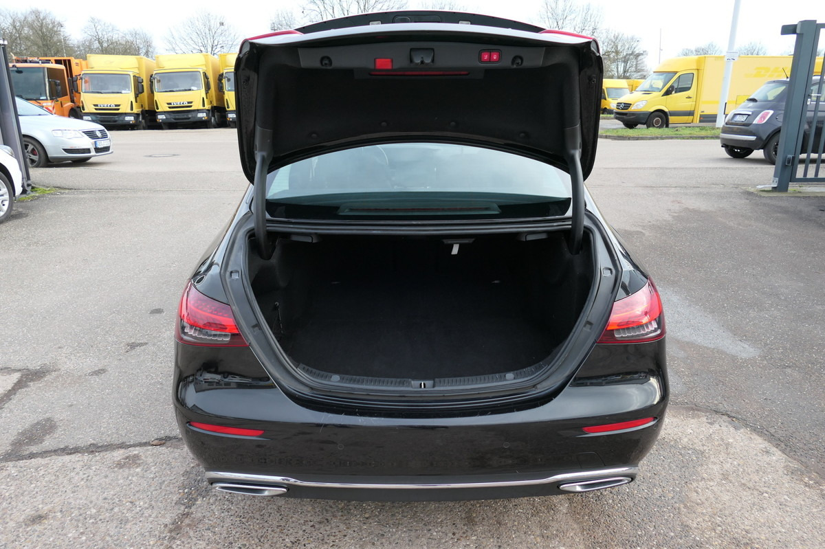 MERCEDES-BENZ E 220 d AVANTGARDE KLIMA - סדאן: תמונה 5 MERCEDES-BENZ E 220 d AVANTGARDE KLIMA - סדאן: תמונה 5