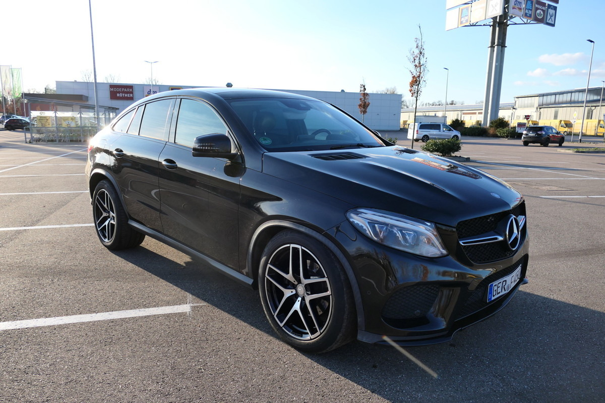 MERCEDES-BENZ GLE 350 d 4Matic KLIMA AMG-Line AHK - SUV: תמונה 2 MERCEDES-BENZ GLE 350 d 4Matic KLIMA AMG-Line AHK - SUV: תמונה 2