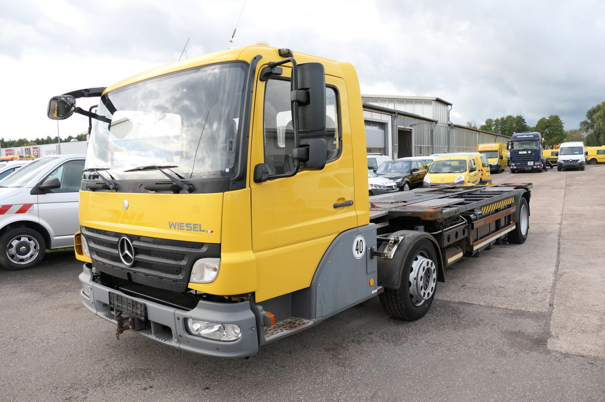 MERCEDES-BENZ KAMAG WBH 25 Wiesel Sattelkupplung Umsetzfahrz. - מוביל מכולות/ משאית החלפת גוף: תמונה 3 MERCEDES-BENZ KAMAG WBH 25 Wiesel Sattelkupplung Umsetzfahrz. - מוביל מכולות/ משאית החלפת גוף: תמונה 3