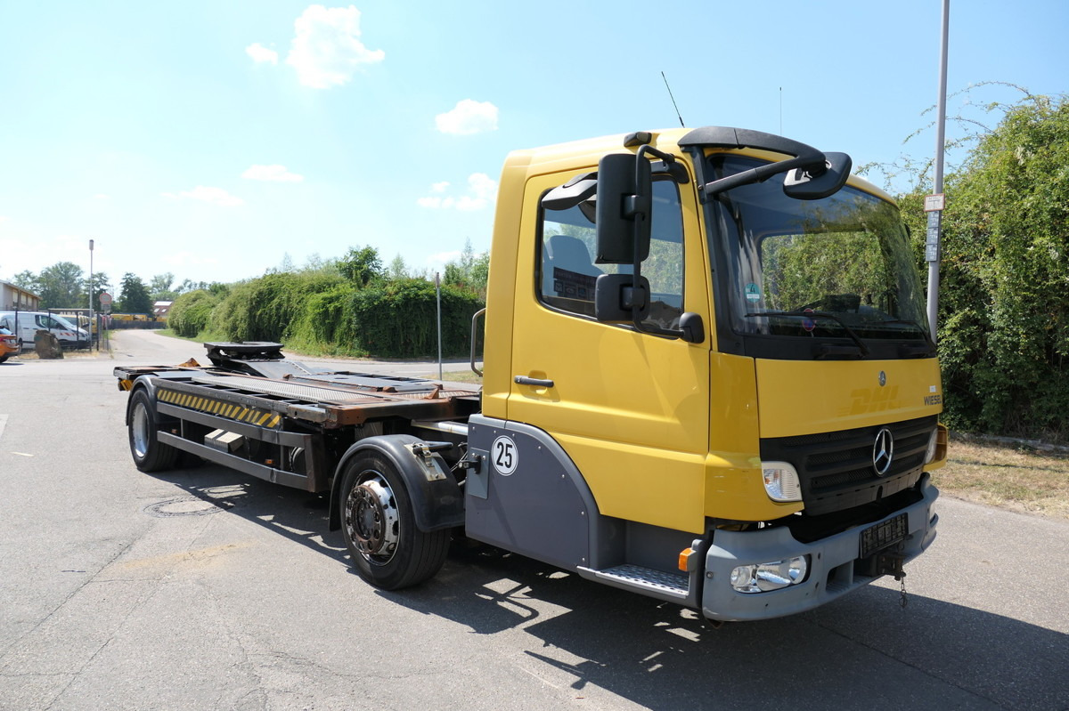 MERCEDES-BENZ KAMAG WBH 25 Wiesel Terberg Umsetzfahrz. Sattelk - מוביל מכולות/ משאית החלפת גוף: תמונה 1 MERCEDES-BENZ KAMAG WBH 25 Wiesel Terberg Umsetzfahrz. Sattelk - מוביל מכולות/ משאית החלפת גוף: תמונה 1
