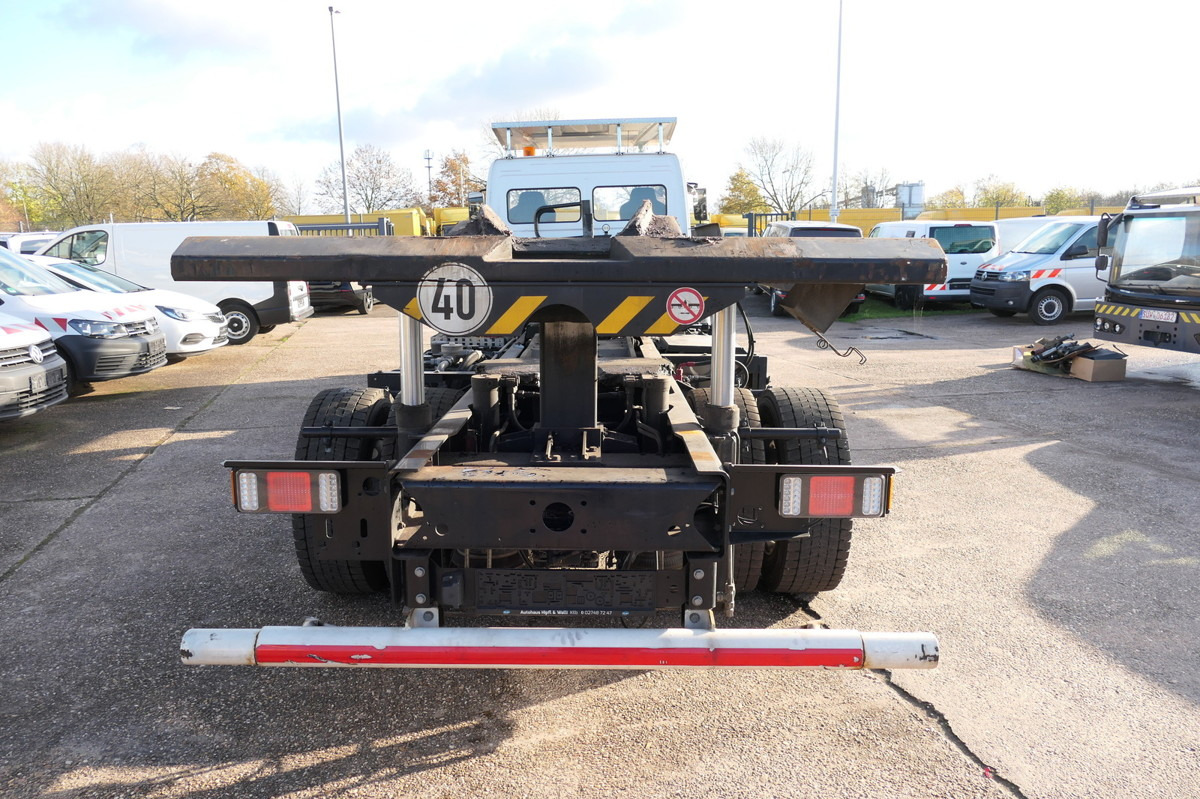 MERCEDES-BENZ Kamag Wiesel WBH 25 E4-D - מוביל מכולות/ משאית החלפת גוף: תמונה 3 MERCEDES-BENZ Kamag Wiesel WBH 25 E4-D - מוביל מכולות/ משאית החלפת גוף: תמונה 3