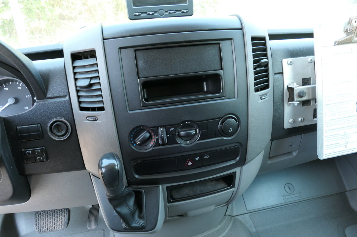 כלי רכב מסחרי עם תיבה MERCEDES-BENZ SPRINTER 310 CDI MAXI EURO-5 KOFFER REGALE KAMER: תמונה 13