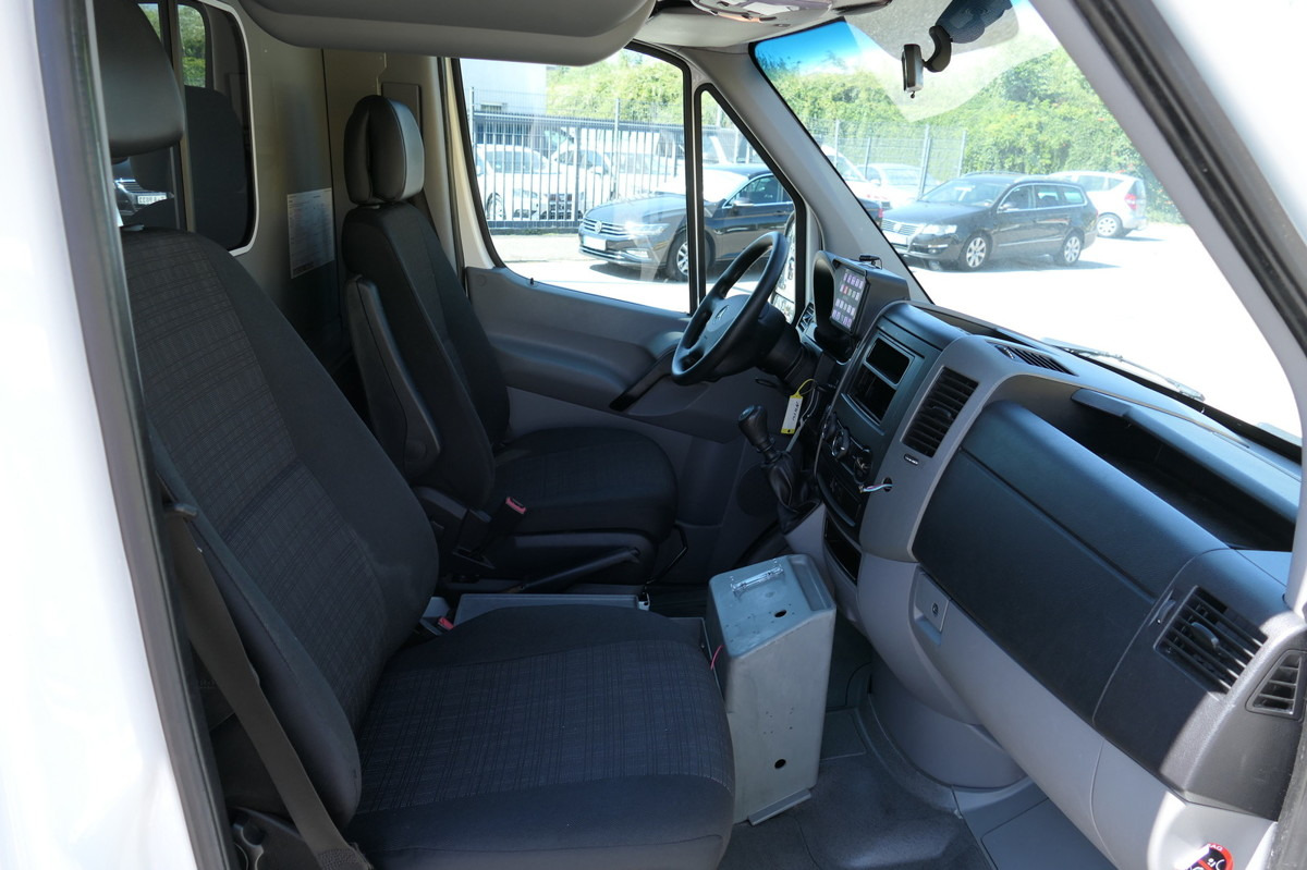MERCEDES-BENZ Sprinter 316 CDI Klima Rettungswagen - אמבולנס: תמונה 5 MERCEDES-BENZ Sprinter 316 CDI Klima Rettungswagen - אמבולנס: תמונה 5
