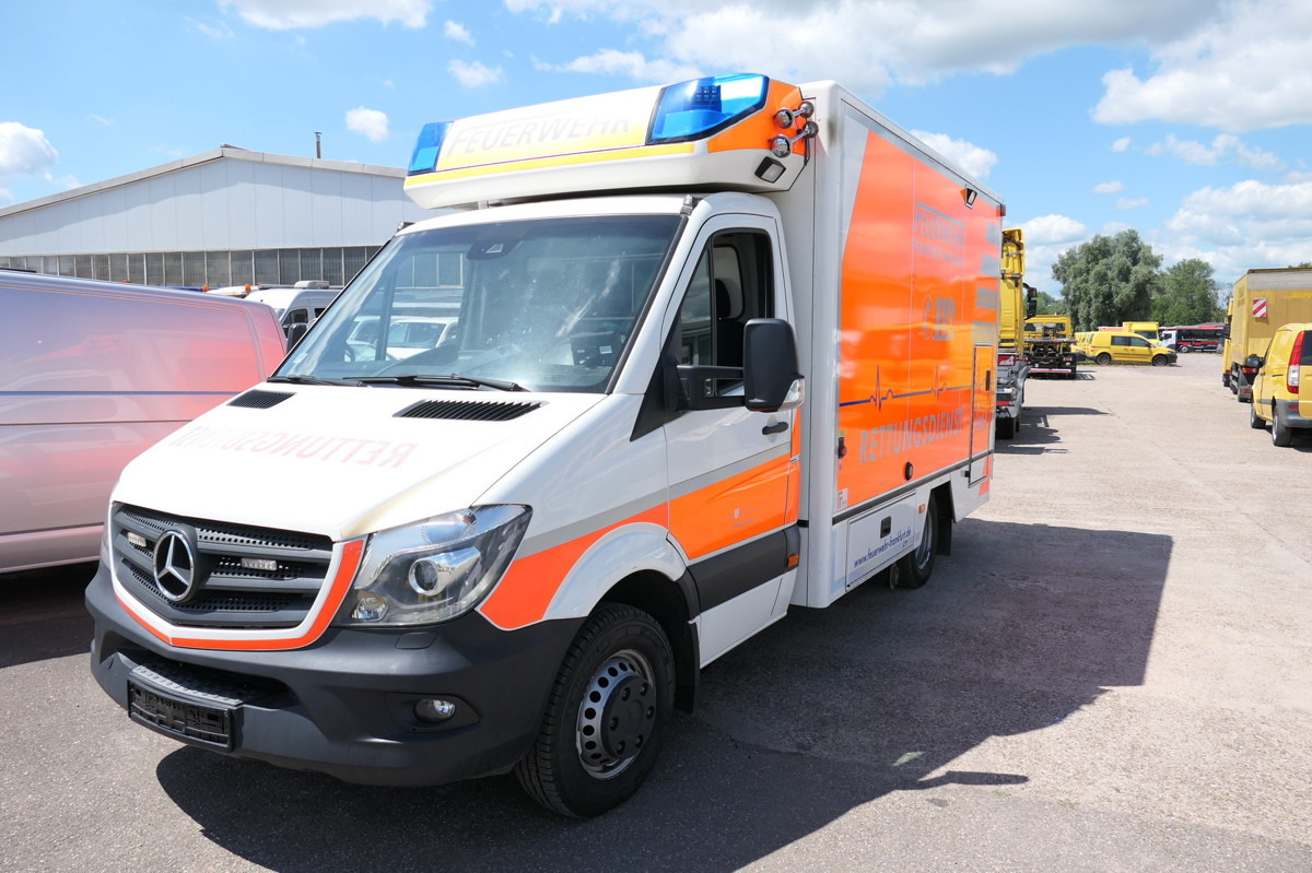 MERCEDES-BENZ Sprinter 519 CDI Klima Krankenwagen Fahrtec Aufb - אמבולנס: תמונה 2 MERCEDES-BENZ Sprinter 519 CDI Klima Krankenwagen Fahrtec Aufb - אמבולנס: תמונה 2