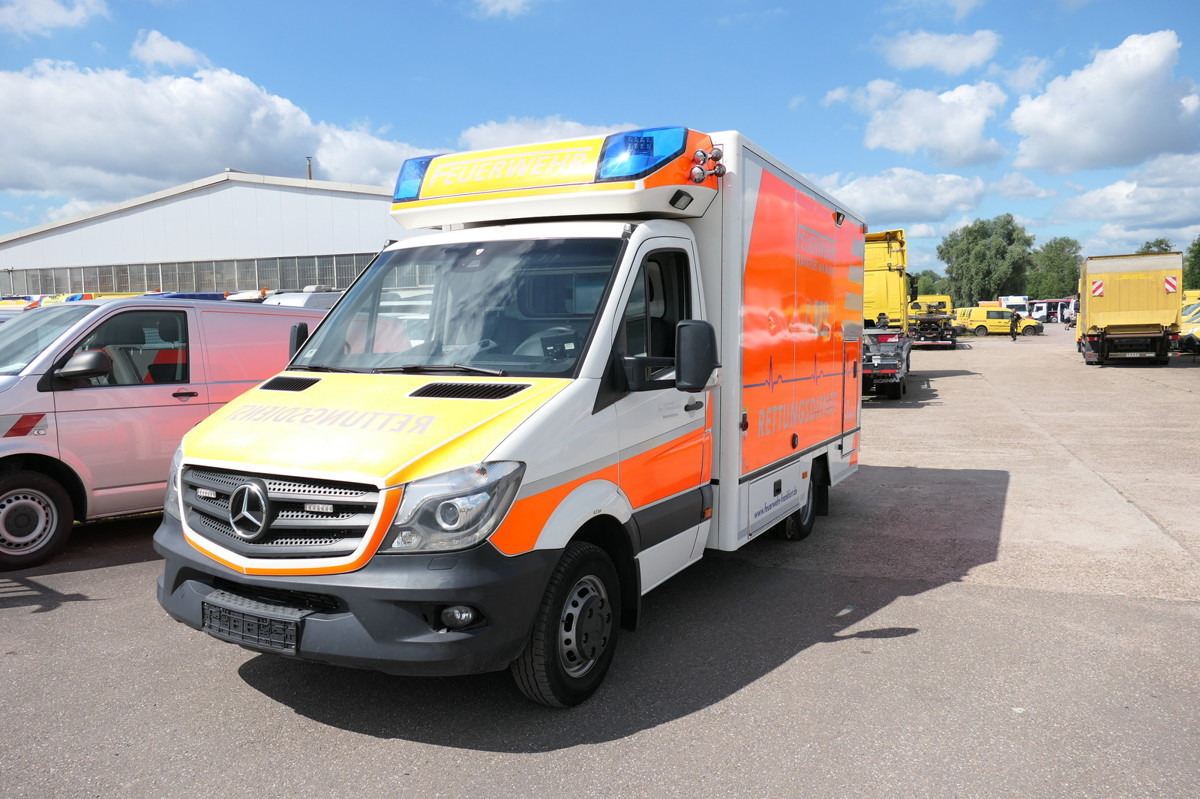 MERCEDES-BENZ Sprinter 519 CDI Klima Krankenwagen Fahrtec Aufb - אמבולנס: תמונה 2 MERCEDES-BENZ Sprinter 519 CDI Klima Krankenwagen Fahrtec Aufb - אמבולנס: תמונה 2