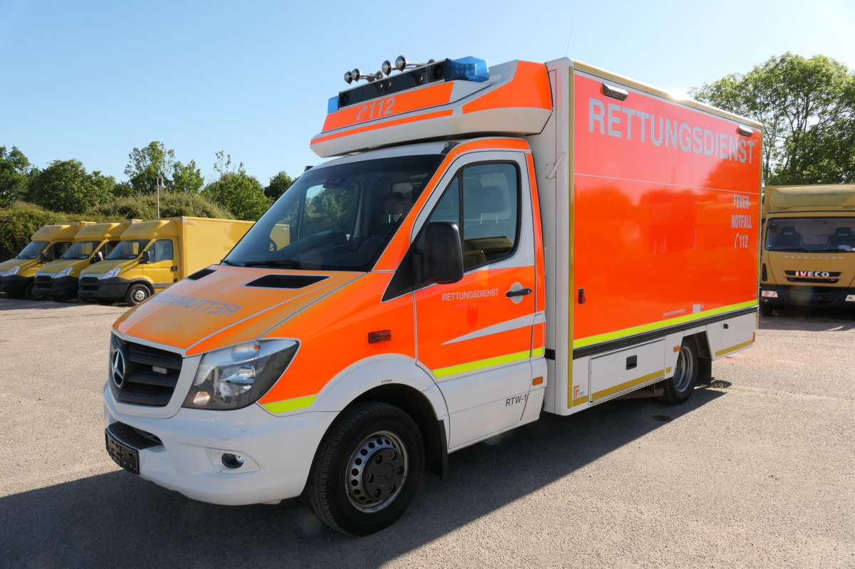 MERCEDES-BENZ Sprinter 519 CDI Klima Krankenwagen - אמבולנס: תמונה 2 MERCEDES-BENZ Sprinter 519 CDI Klima Krankenwagen - אמבולנס: תמונה 2