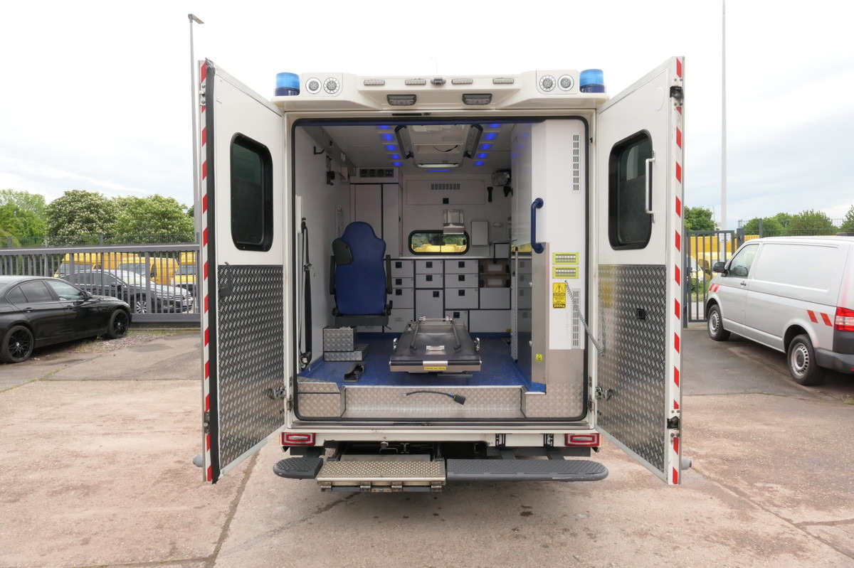 MERCEDES-BENZ Sprinter 519 CDI Klima Krankenwagen - אמבולנס: תמונה 5 MERCEDES-BENZ Sprinter 519 CDI Klima Krankenwagen - אמבולנס: תמונה 5