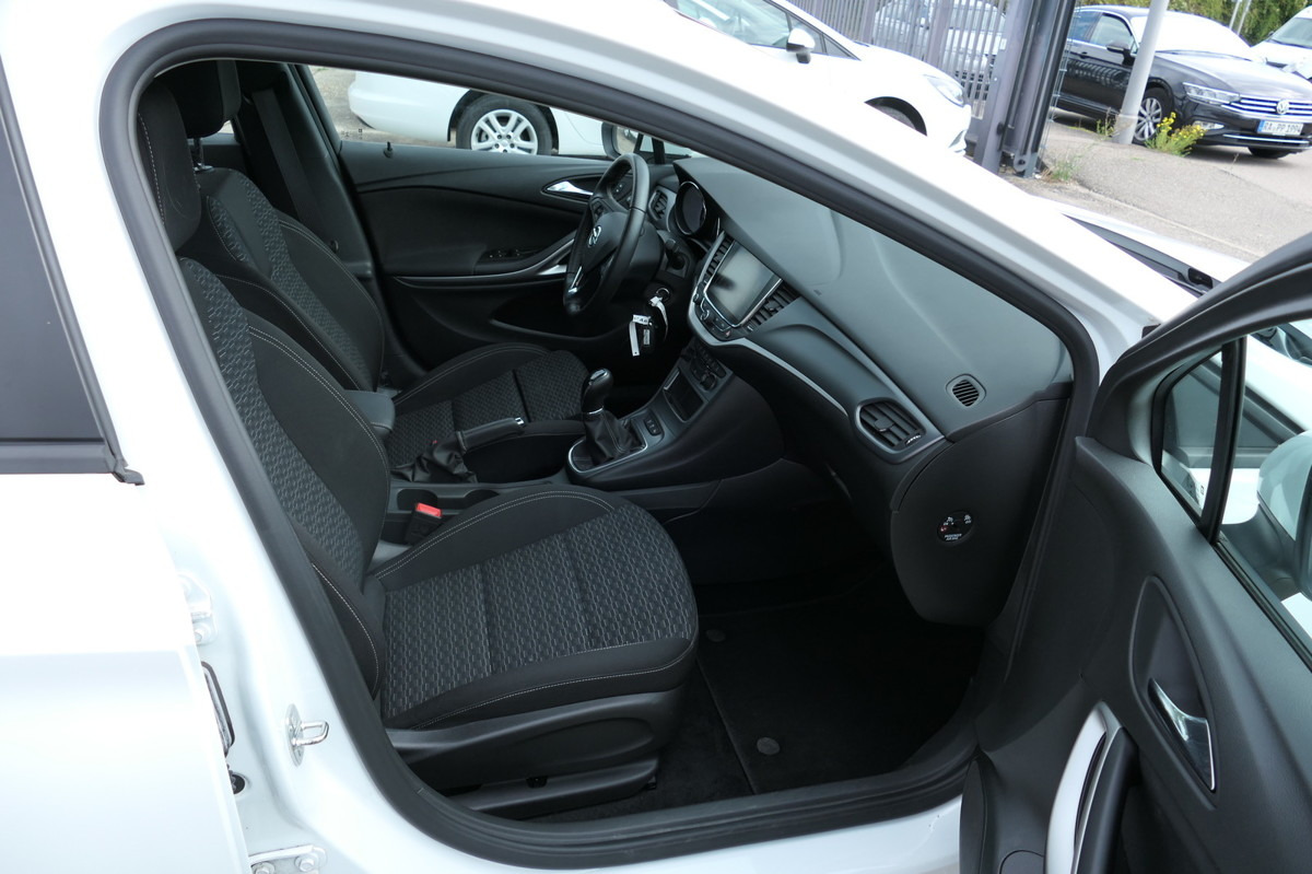 OPEL Astra K 1.6 CDTI Edition S/S KLIMA - מכונית: תמונה 5 OPEL Astra K 1.6 CDTI Edition S/S KLIMA - מכונית: תמונה 5