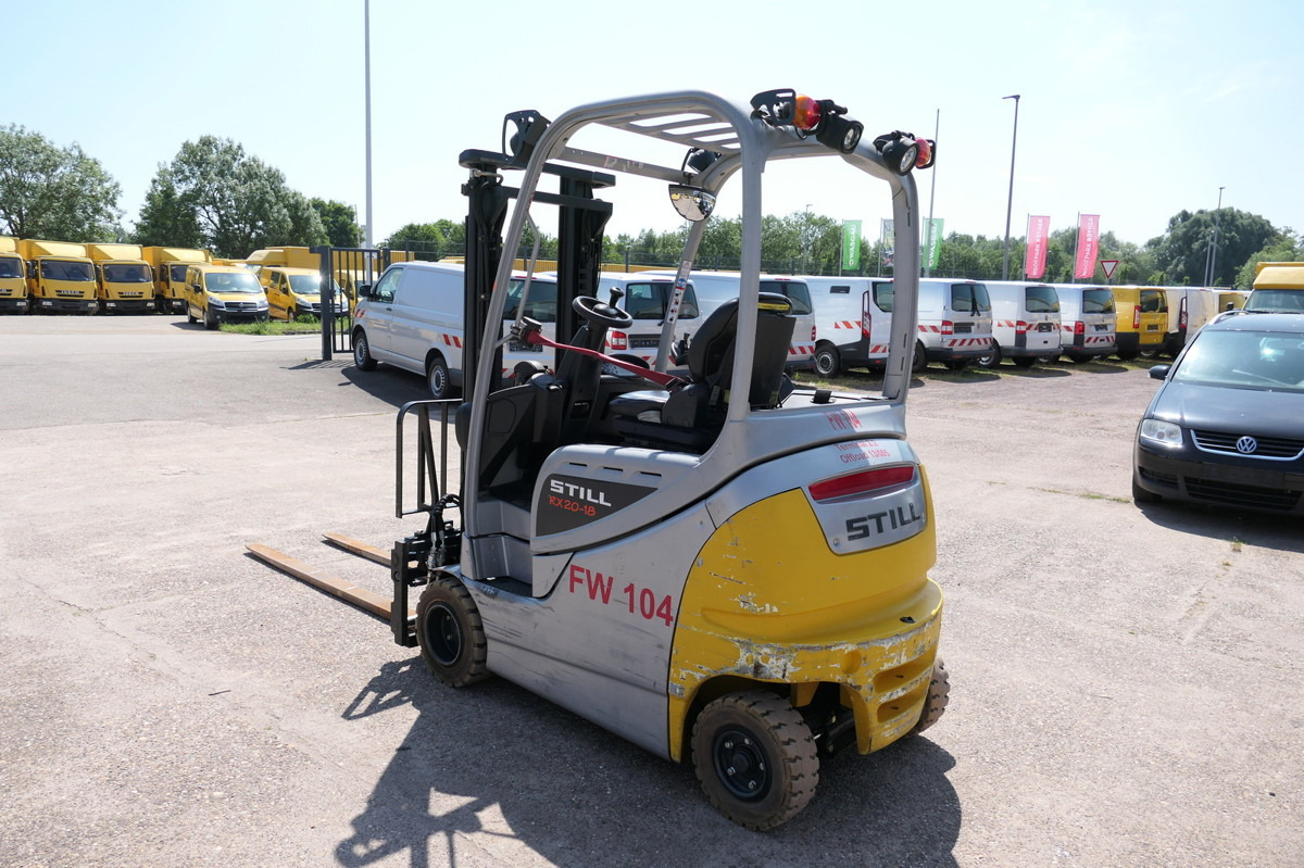 STILL RX 20-18P/H 4-RAD - מלגזה מותקנת על משאית: תמונה 3 STILL RX 20-18P/H 4-RAD - מלגזה מותקנת על משאית: תמונה 3