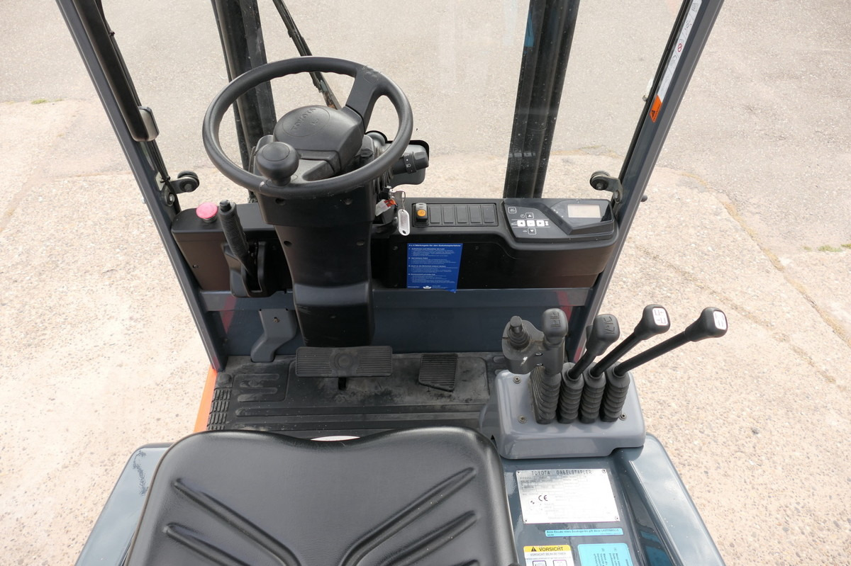 TOYOTA 7 FBEST 15 DUPLEX 4-VENTIL 3-Rad - מלגזה חשמלית: תמונה 5 TOYOTA 7 FBEST 15 DUPLEX 4-VENTIL 3-Rad - מלגזה חשמלית: תמונה 5
