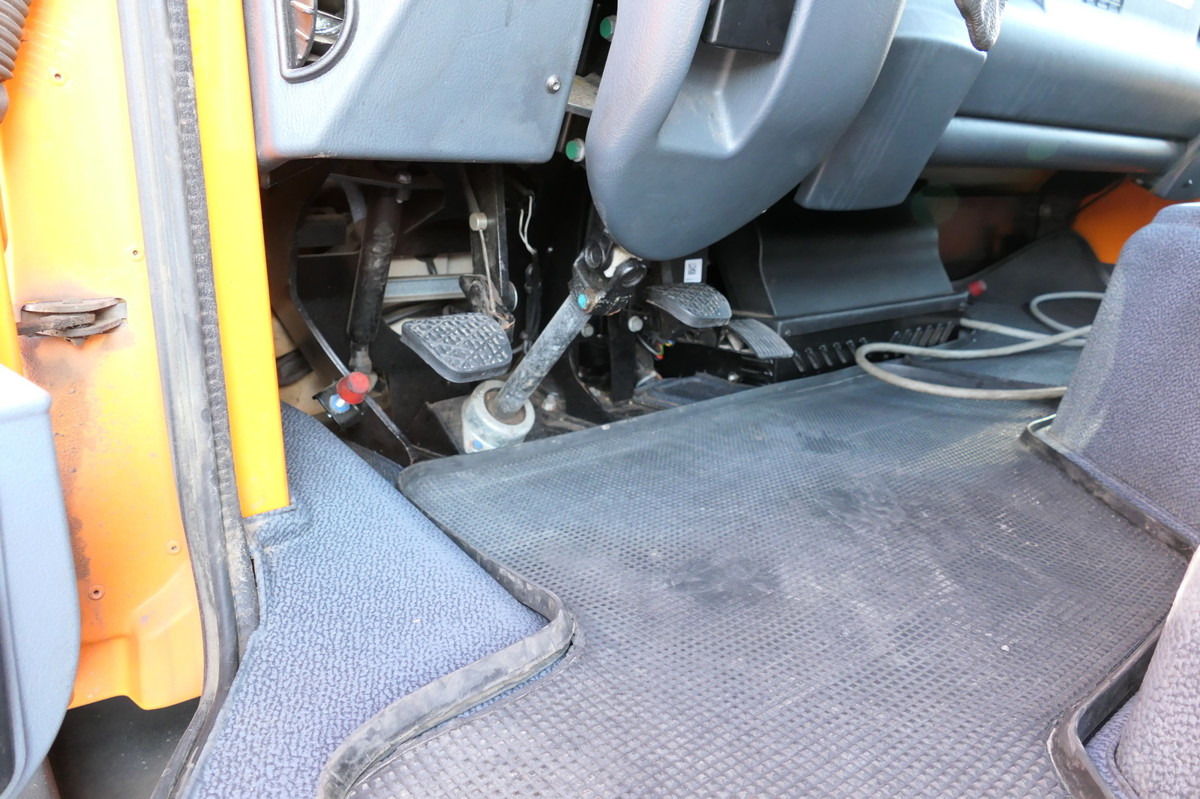 מזהיר UNIMOG U400 Euro5 Typ 405 VarioPilot 6 Zylinder SFZ KOM: תמונה 13