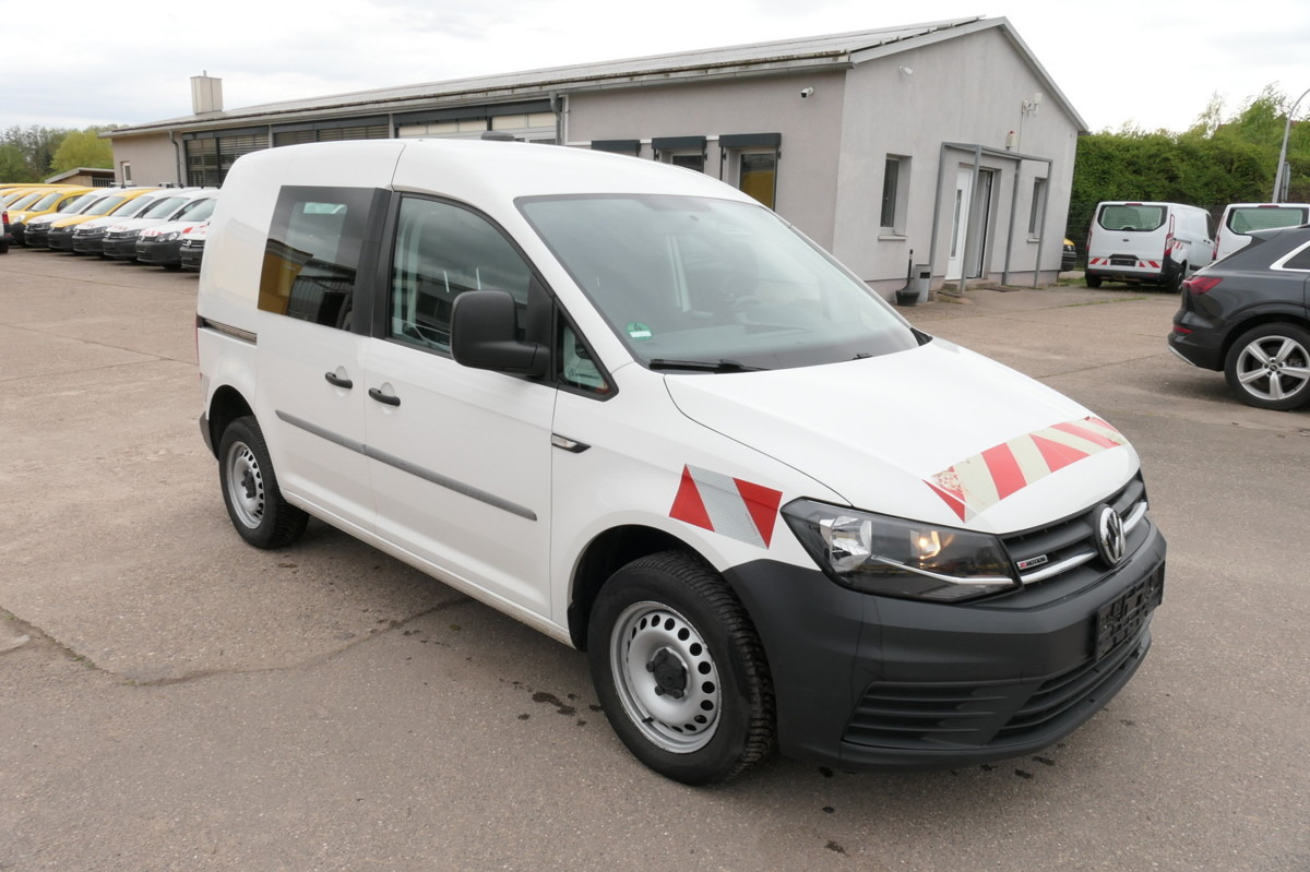 VW Caddy 2.0 TDI 4Motion Klima Werkstatteinbauten T - כלי רכב מסחרי קטן: תמונה 3 VW Caddy 2.0 TDI 4Motion Klima Werkstatteinbauten T - כלי רכב מסחרי קטן: תמונה 3