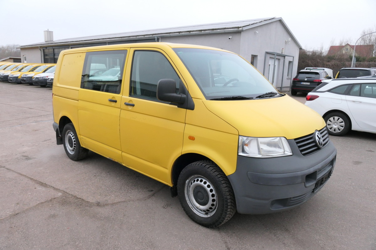 VW T5 Transporter 1.9 TDI PARKTRONIK 2xSCHIEBETÜR - כלי רכב מסחרי קטן: תמונה 3 VW T5 Transporter 1.9 TDI PARKTRONIK 2xSCHIEBETÜR - כלי רכב מסחרי קטן: תמונה 3