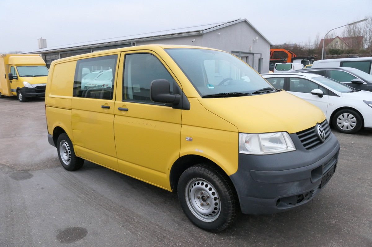 VW T5 Transporter 1.9 TDI PARKTRONIK 2xSCHIEBETÜR - כלי רכב מסחרי קטן: תמונה 3 VW T5 Transporter 1.9 TDI PARKTRONIK 2xSCHIEBETÜR - כלי רכב מסחרי קטן: תמונה 3