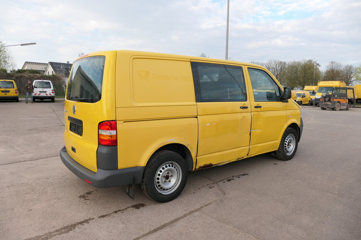 VW T5 Transporter 1.9 TDI PARKTRONIK 2xSCHIEBETÜR - כלי רכב מסחרי קטן: תמונה 4 VW T5 Transporter 1.9 TDI PARKTRONIK 2xSCHIEBETÜR - כלי רכב מסחרי קטן: תמונה 4