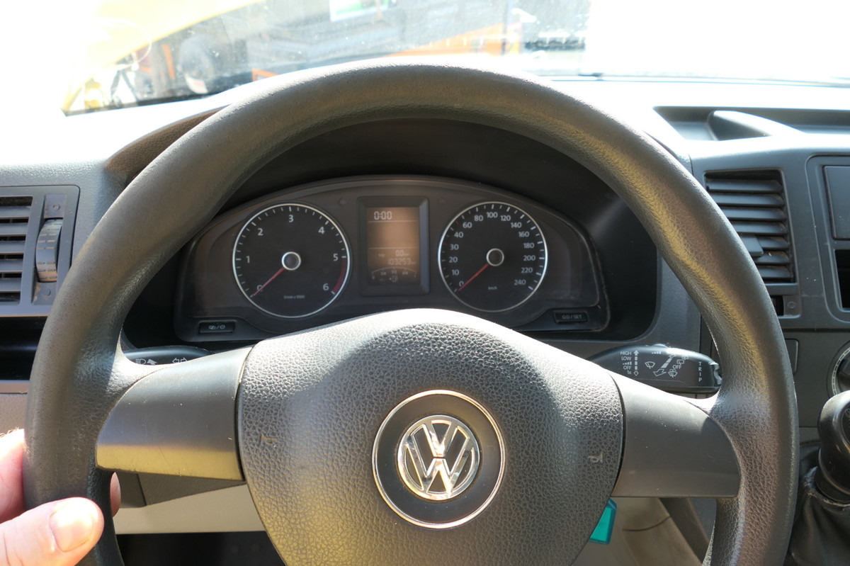 כלי רכב מסחרי קטן VW T5 Transporter 2.0 TDI COC: תמונה 9