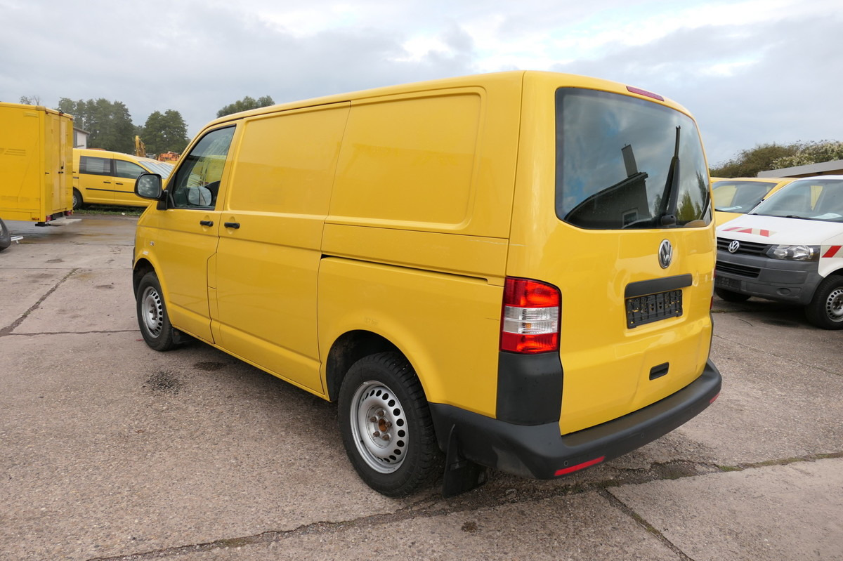 VW T5 Transporter 2.0 TDI EURO-5 CoC PARKTRONIK - כלי רכב מסחרי קטן: תמונה 5 VW T5 Transporter 2.0 TDI EURO-5 CoC PARKTRONIK - כלי רכב מסחרי קטן: תמונה 5