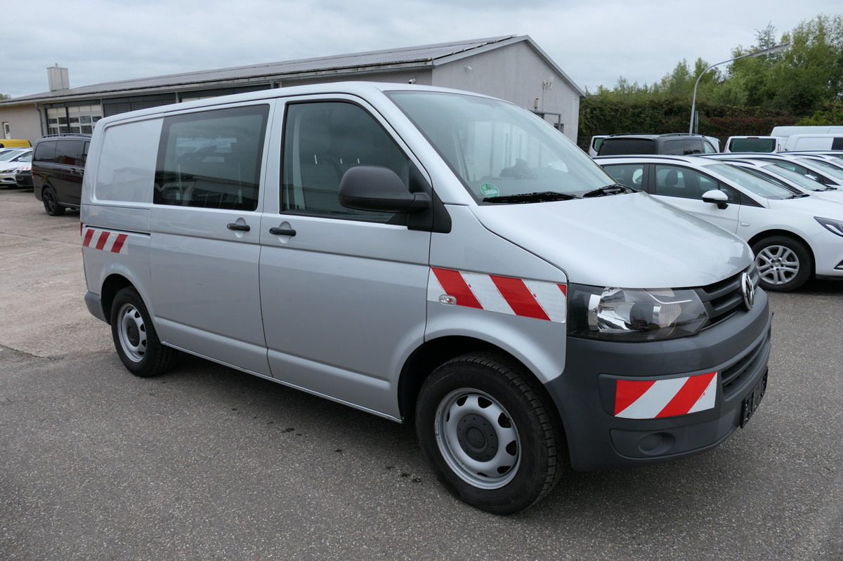 VW T5 Transporter 2.0 TDI KLIMA AHK Werkstatteinbau - כלי רכב מסחרי קטן: תמונה 2 VW T5 Transporter 2.0 TDI KLIMA AHK Werkstatteinbau - כלי רכב מסחרי קטן: תמונה 2