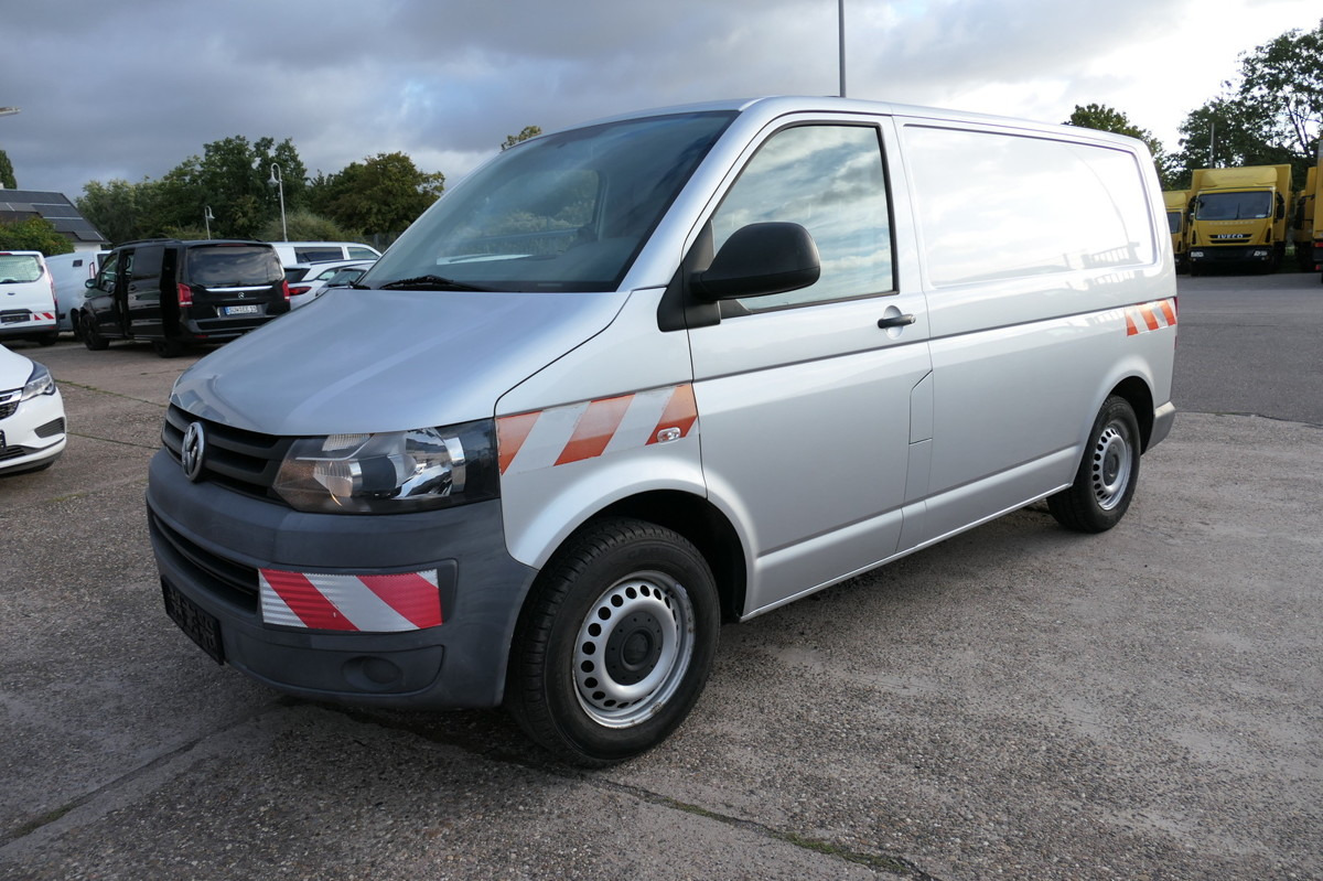 VW T5 Transporter 2.0 TDI KLIMA AHK Werkstatteinbau - כלי רכב מסחרי קטן: תמונה 2 VW T5 Transporter 2.0 TDI KLIMA AHK Werkstatteinbau - כלי רכב מסחרי קטן: תמונה 2