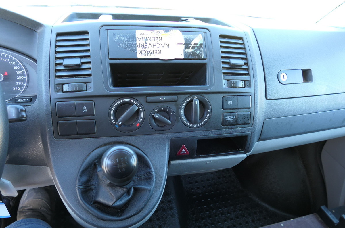 הַחכָּרָה VW T5 Transporter 2.0 TDI PARKTRONIK EURO-5 2xSCHIE VW T5 Transporter 2.0 TDI PARKTRONIK EURO-5 2xSCHIE: תמונה 13