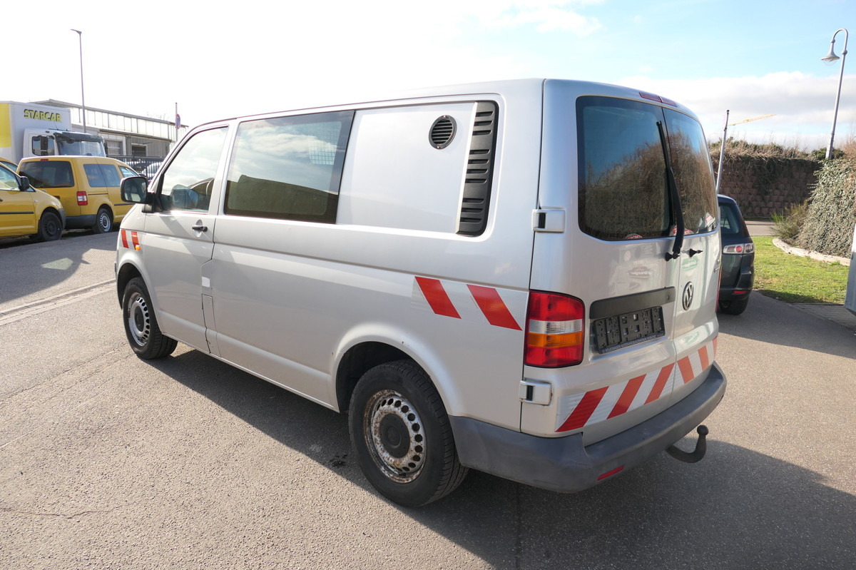 VW T5 Transporter 2.5 TDI 2-Sitzer 4Motion AHK KLIM - כלי רכב מסחרי קטן: תמונה 4 VW T5 Transporter 2.5 TDI 2-Sitzer 4Motion AHK KLIM - כלי רכב מסחרי קטן: תמונה 4