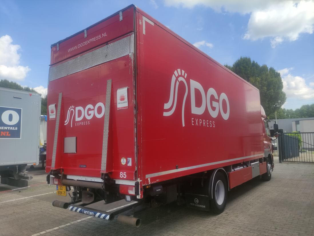DAF CF 85.410 4x2 Spacecab - משאית תיבה: תמונה 2 DAF CF 85.410 4x2 Spacecab - משאית תיבה: תמונה 2