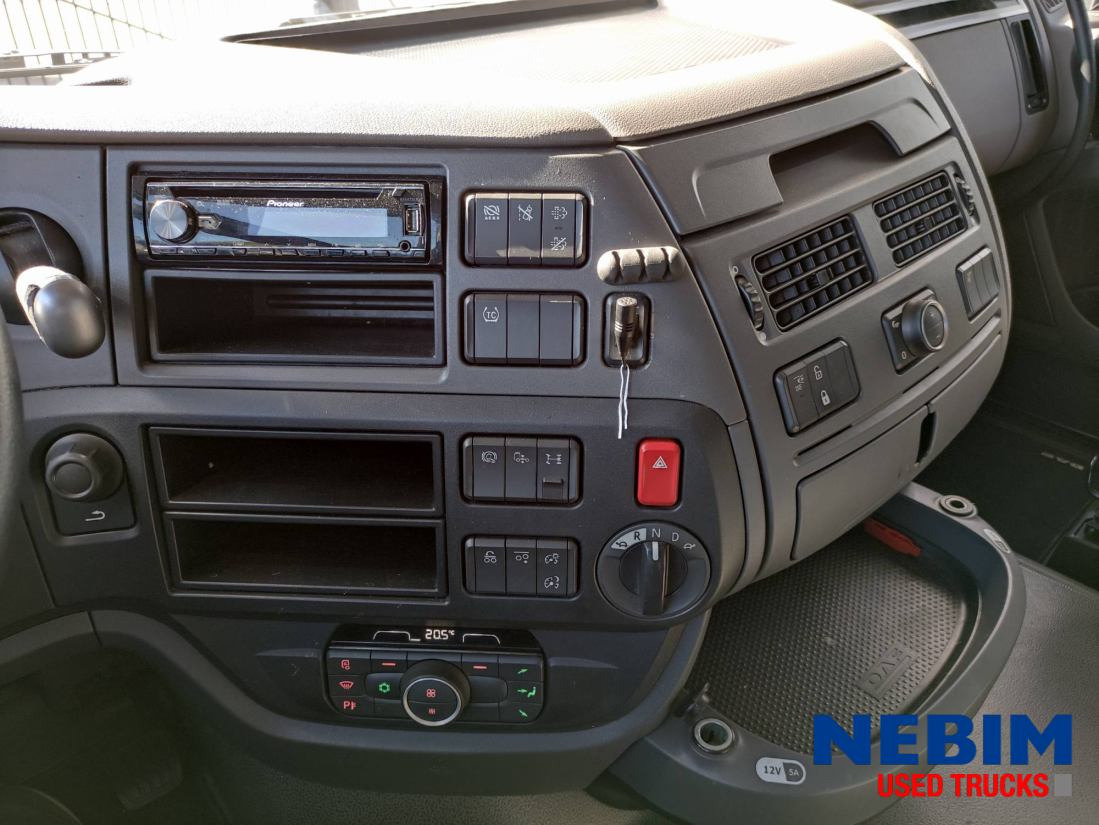 DAF XF 450 6x2 FTG - 493.069Km - ADR/VLG-AT - יחידת טרקטור: תמונה 4 DAF XF 450 6x2 FTG - 493.069Km - ADR/VLG-AT - יחידת טרקטור: תמונה 4