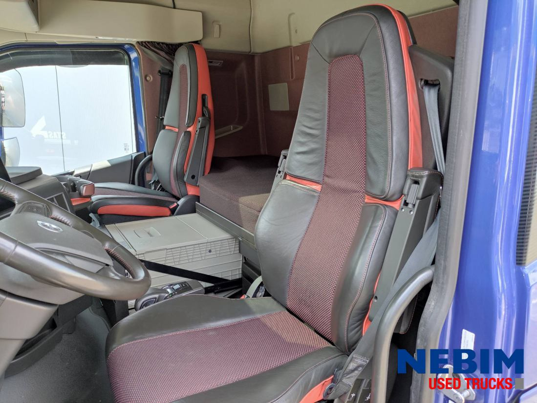 Volvo FH 16.750 6x4 THE Beast - Dynamic Steering - BIG Axles - Full AIR - יחידת טרקטור: תמונה 3 Volvo FH 16.750 6x4 THE Beast - Dynamic Steering - BIG Axles - Full AIR - יחידת טרקטור: תמונה 3