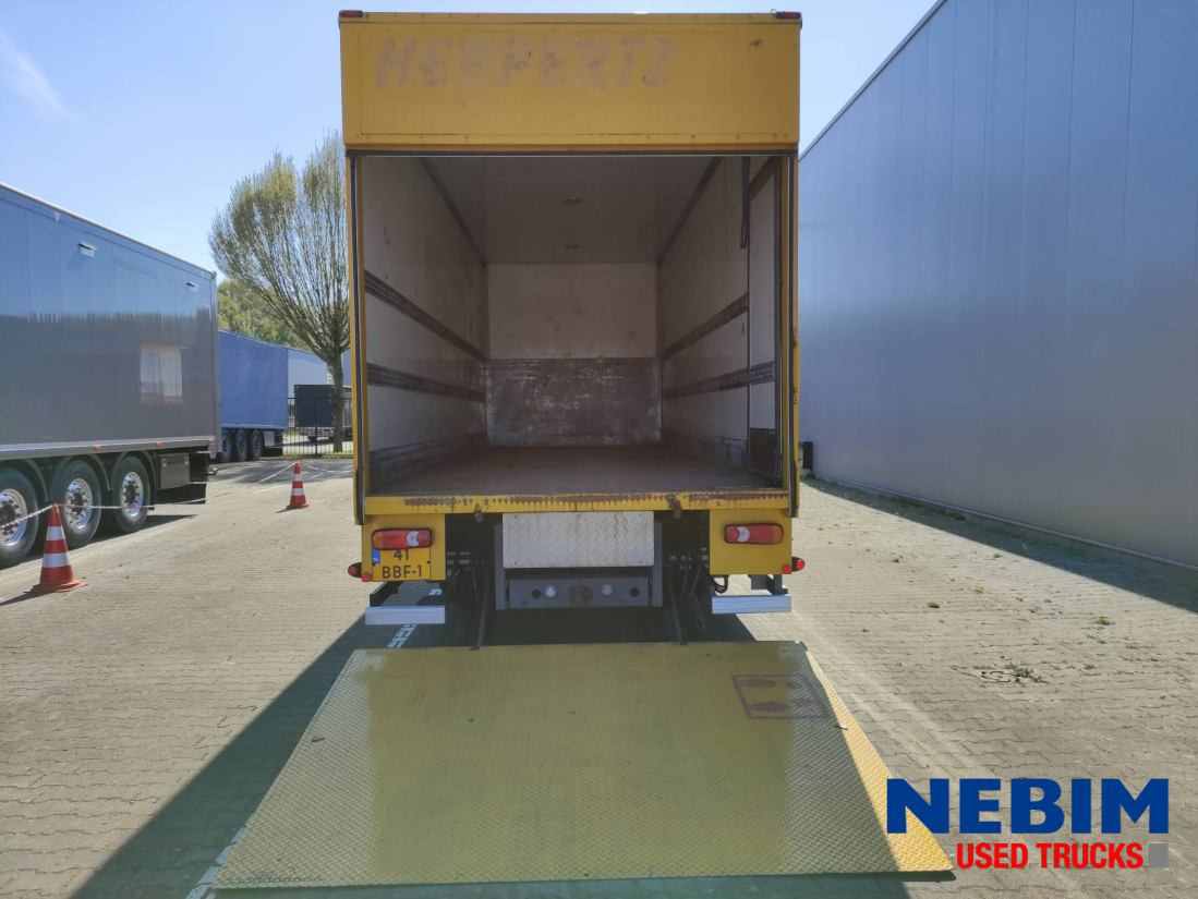 Volvo FL 240 500.388km - משאית תיבה: תמונה 4 Volvo FL 240 500.388km - משאית תיבה: תמונה 4