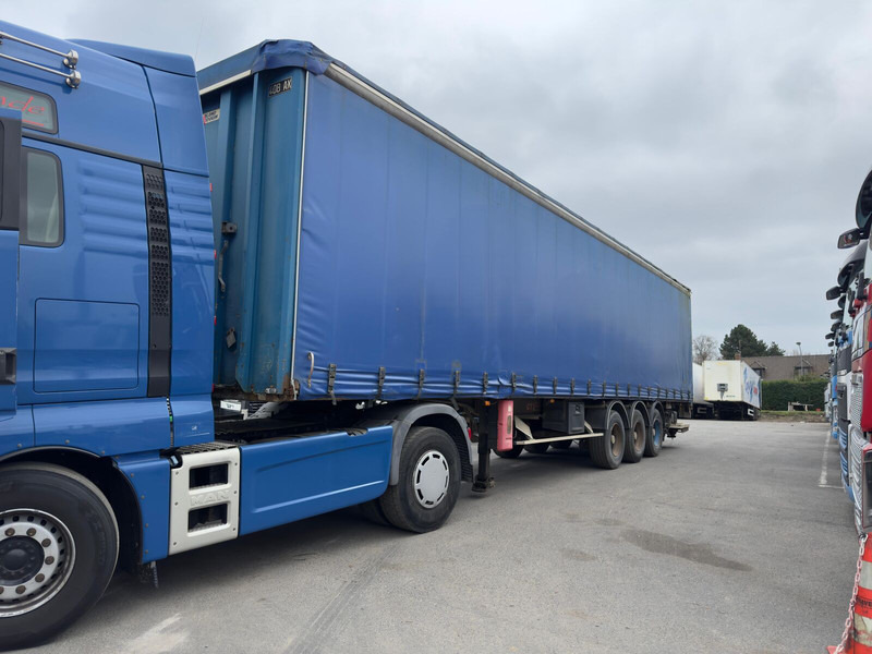 Fruehauf - סמיטריילר עם וילונות צד: תמונה 1 Fruehauf - סמיטריילר עם וילונות צד: תמונה 1