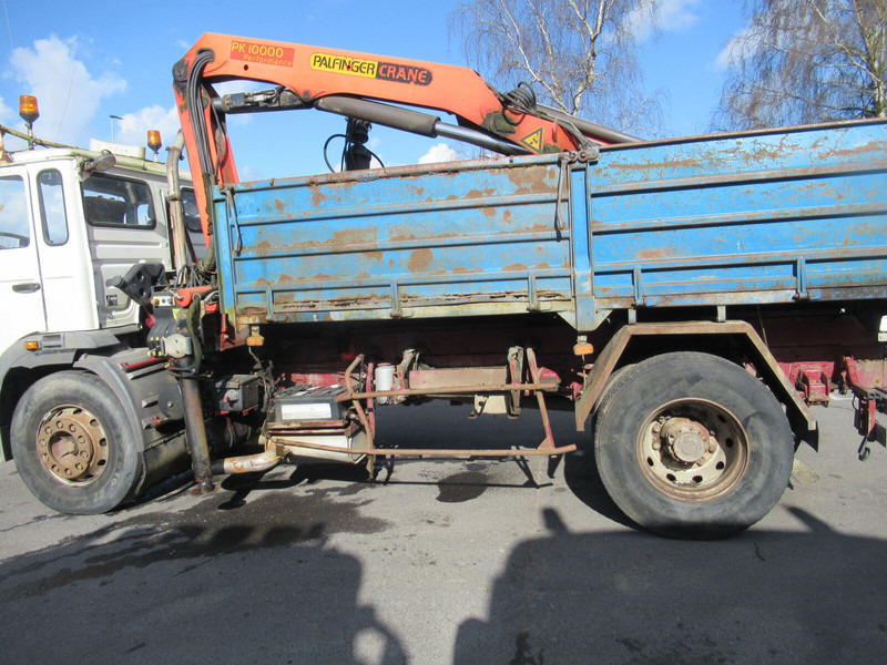 Renault G300 - משאית צד נופל/ שטוחה, משאית מנוף: תמונה 5 Renault G300 - משאית צד נופל/ שטוחה, משאית מנוף: תמונה 5