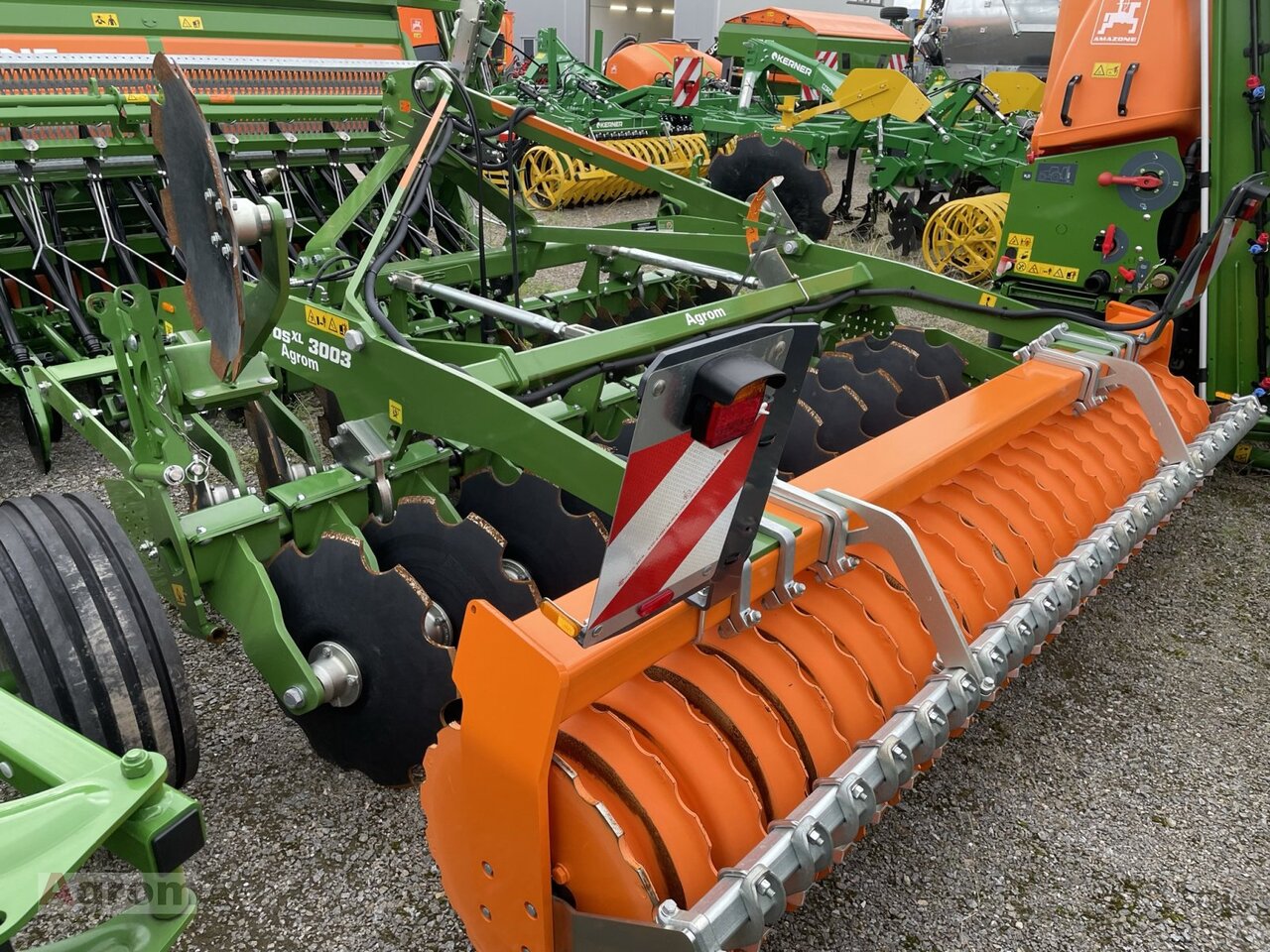 Amazone CatrosXL 3003 - משדדת דיסק: תמונה 4 Amazone CatrosXL 3003 - משדדת דיסק: תמונה 4