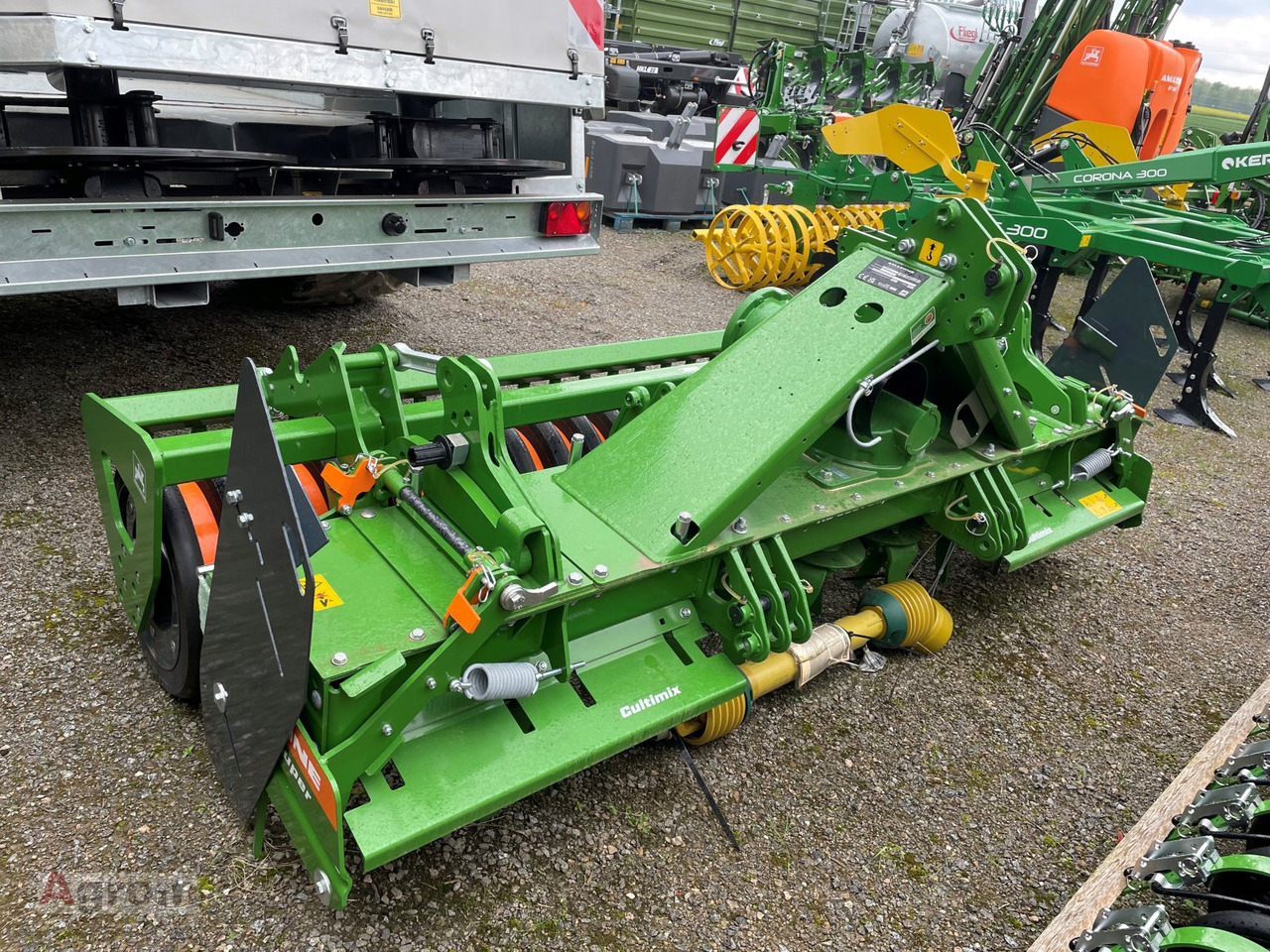 Amazone KG 3001 Spezial Cultimix - משדדת כוח: תמונה 5 Amazone KG 3001 Spezial Cultimix - משדדת כוח: תמונה 5