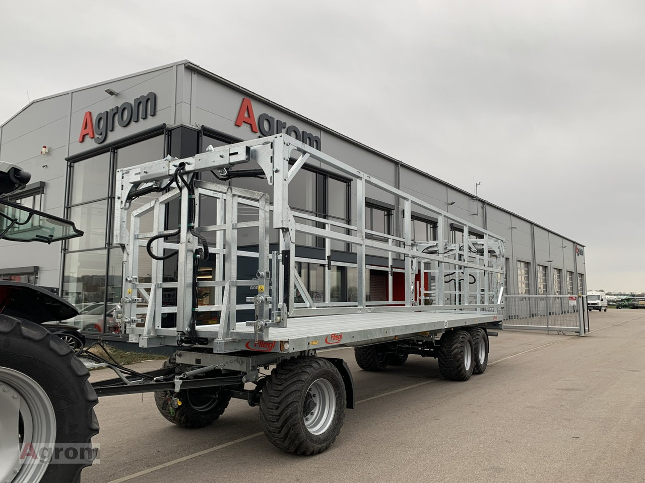 Fliegl DPW 210 BL - קרון נגרר לפלטפורמות חקלאיות: תמונה 1 Fliegl DPW 210 BL - קרון נגרר לפלטפורמות חקלאיות: תמונה 1