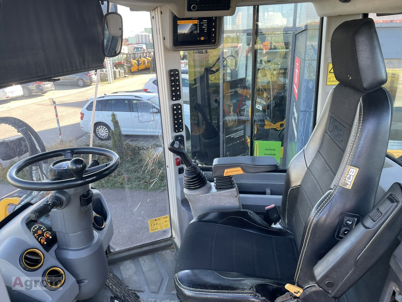 מעמיס גלגלים JCB 427 HT Agri: תמונה 11