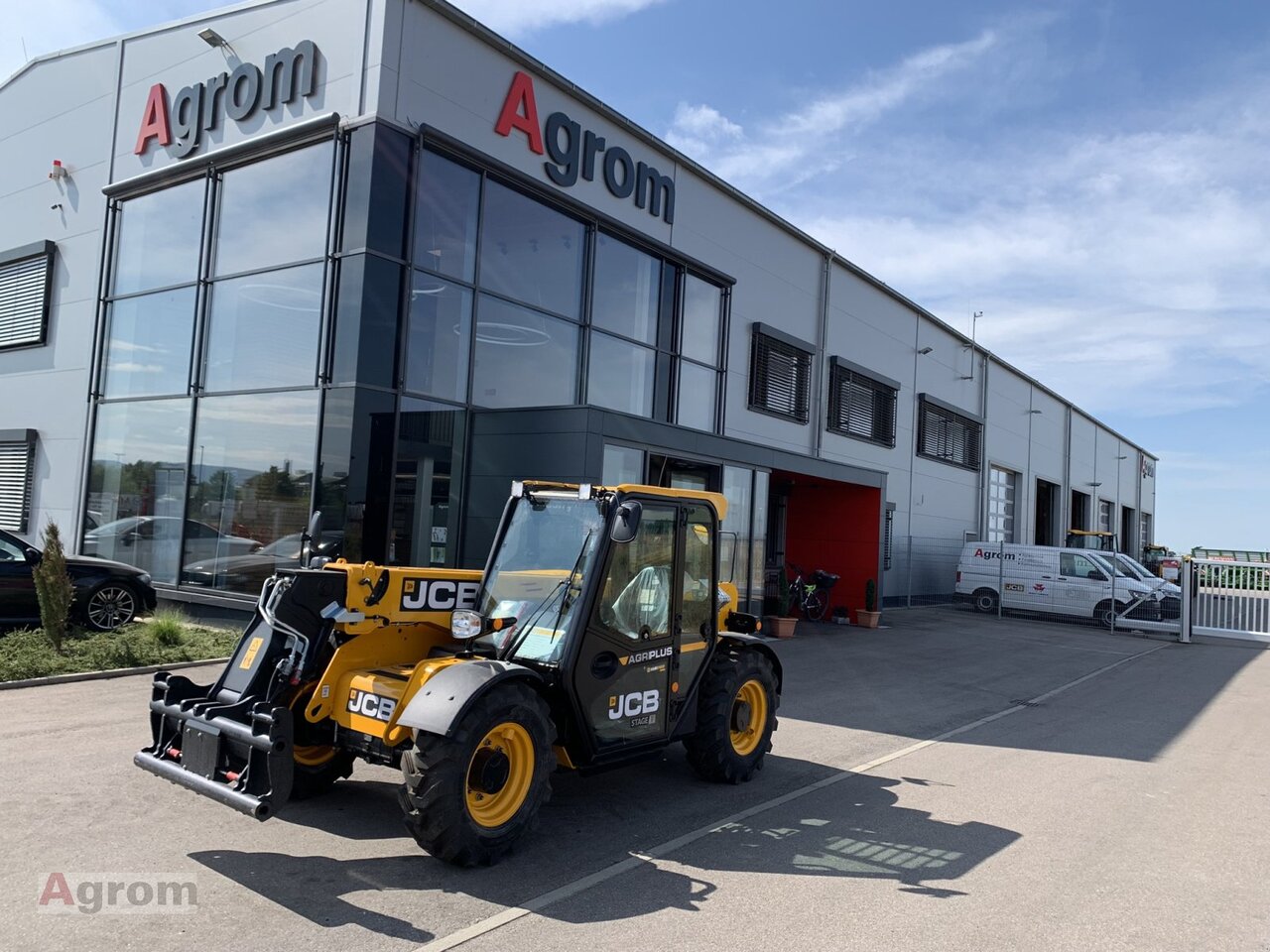 JCB 525-60 Agri Plus - מפעיל טלסקופי: תמונה 1 JCB 525-60 Agri Plus - מפעיל טלסקופי: תמונה 1