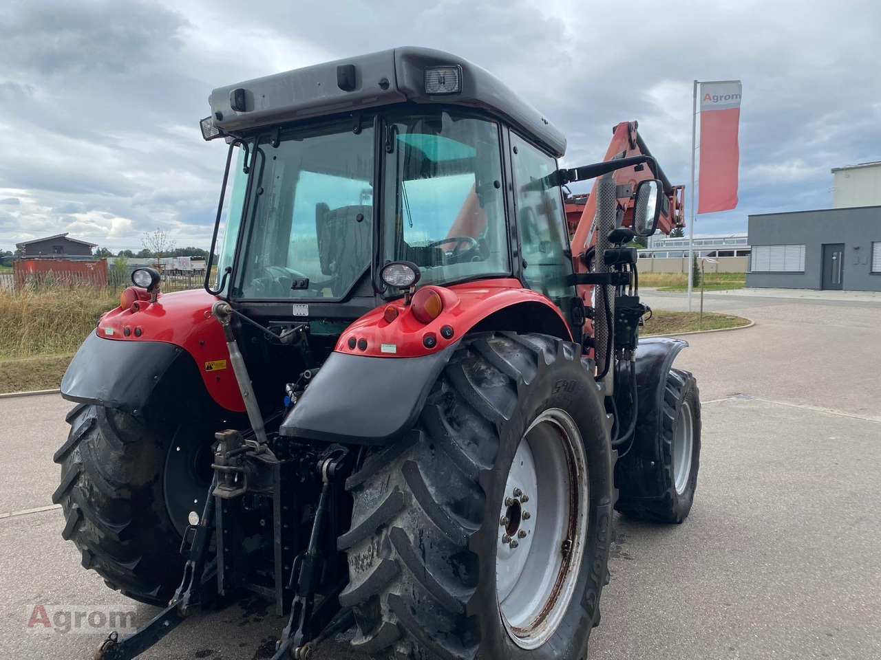 Massey Ferguson 5445 Dyna4 - טרקטור חקלאי: תמונה 4 Massey Ferguson 5445 Dyna4 - טרקטור חקלאי: תמונה 4