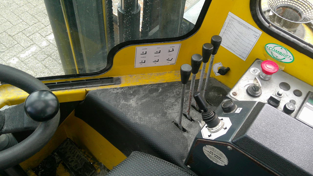 COMBILIFT C3000 CABIN - מעמיס צד: תמונה 4 COMBILIFT C3000 CABIN - מעמיס צד: תמונה 4
