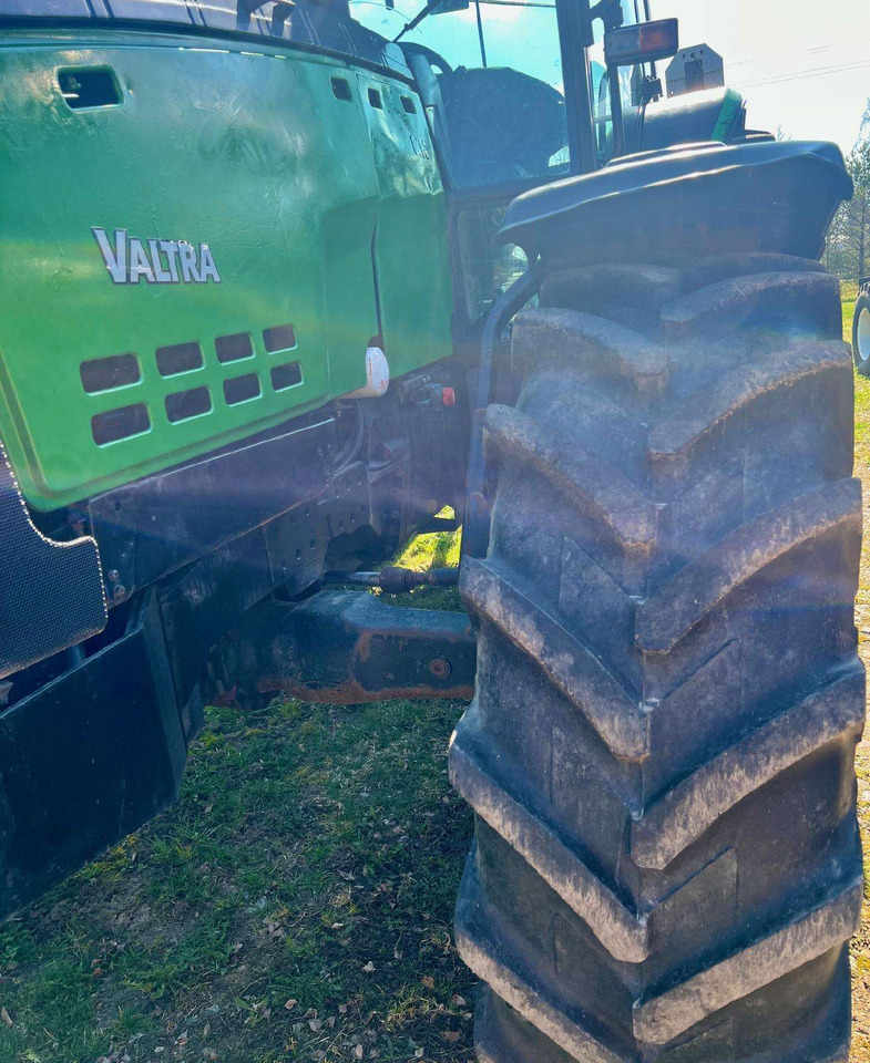 Valtra 8450 Mega - טרקטור חקלאי: תמונה 4 Valtra 8450 Mega - טרקטור חקלאי: תמונה 4