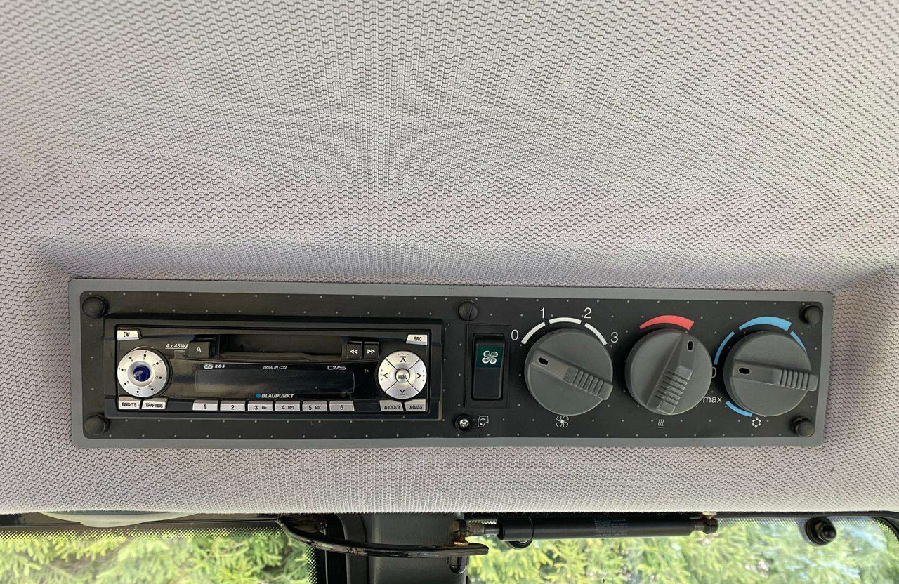 טרקטור חקלאי Valtra T160: תמונה 6