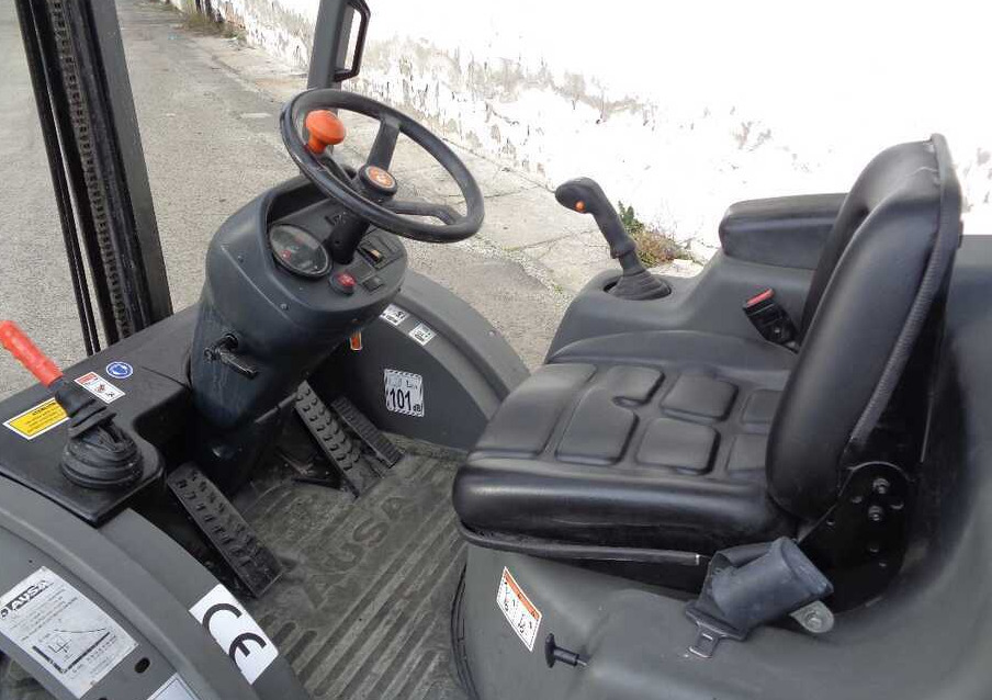 Ausa C 150 HX4 (3000 ore lavoro) - מלגזת שטח קשה: תמונה 4 Ausa C 150 HX4 (3000 ore lavoro) - מלגזת שטח קשה: תמונה 4