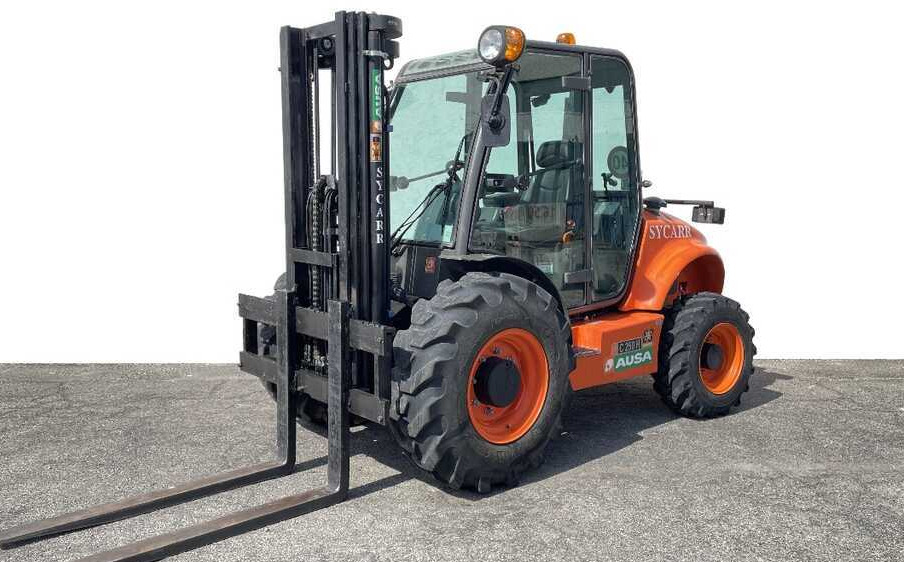 Ausa C 250 H X4 - מלגזת שטח קשה: תמונה 1 Ausa C 250 H X4 - מלגזת שטח קשה: תמונה 1