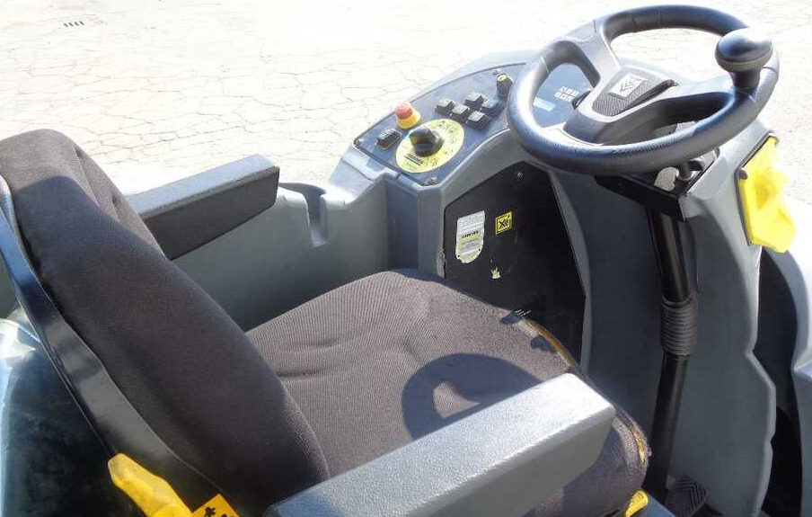 Kärcher B 250 R I + R 120 - מייבש קרצוף: תמונה 4 Kärcher B 250 R I + R 120 - מייבש קרצוף: תמונה 4