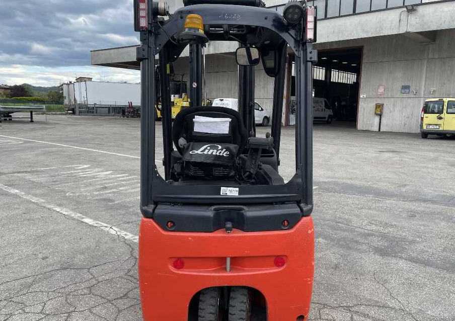 Linde E 16 C-01 (BATT. 2017) - מלגזה חשמלית: תמונה 5 Linde E 16 C-01 (BATT. 2017) - מלגזה חשמלית: תמונה 5