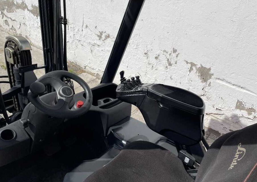 Linde E 16 P-02 - מלגזה חשמלית: תמונה 5 Linde E 16 P-02 - מלגזה חשמלית: תמונה 5